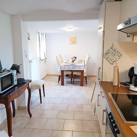 Bauernstube-landhaus-haan Appartamento *